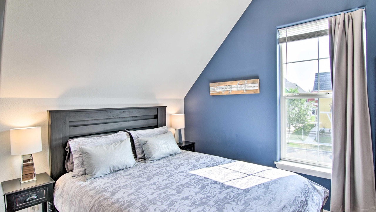 Photo of Bedroom in Valley West