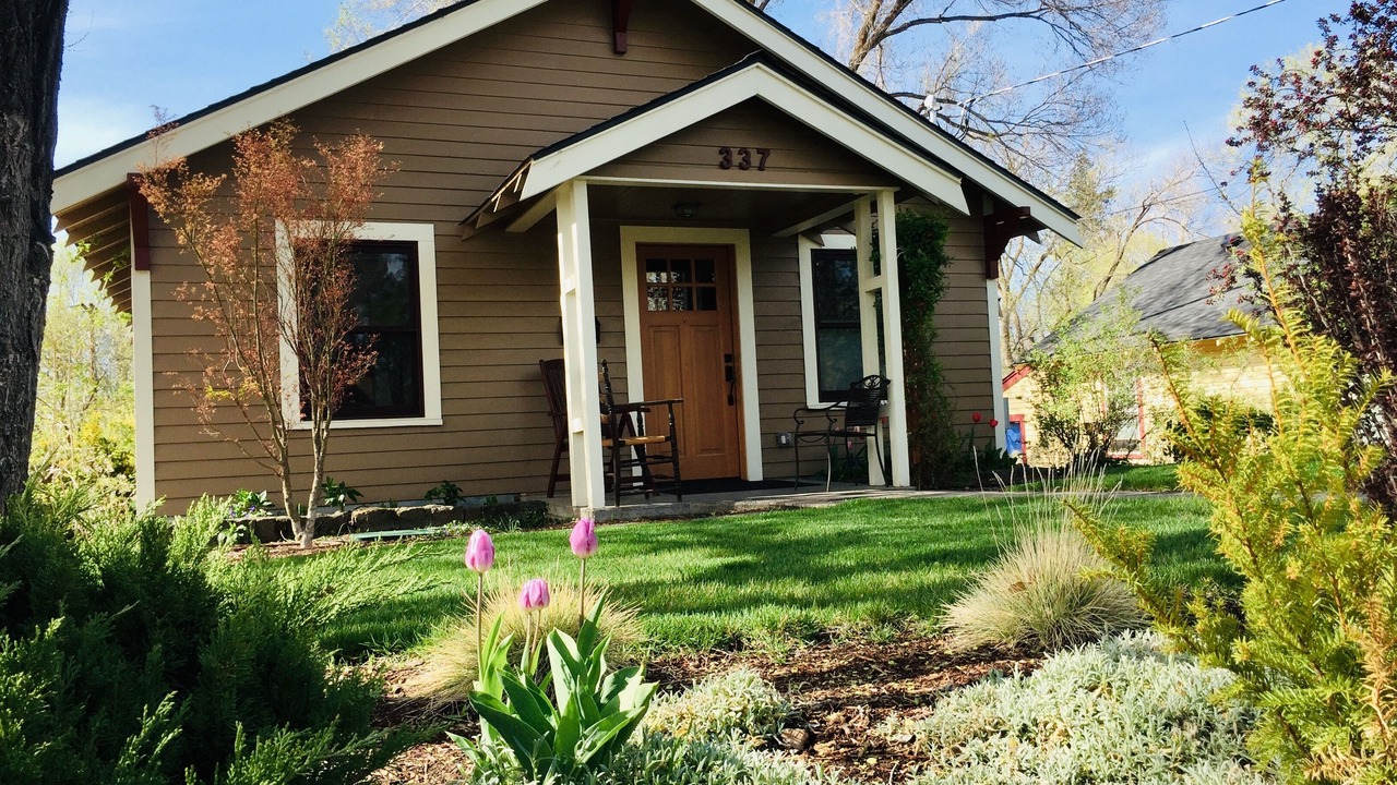 Photo of Outdoor in Old Bend