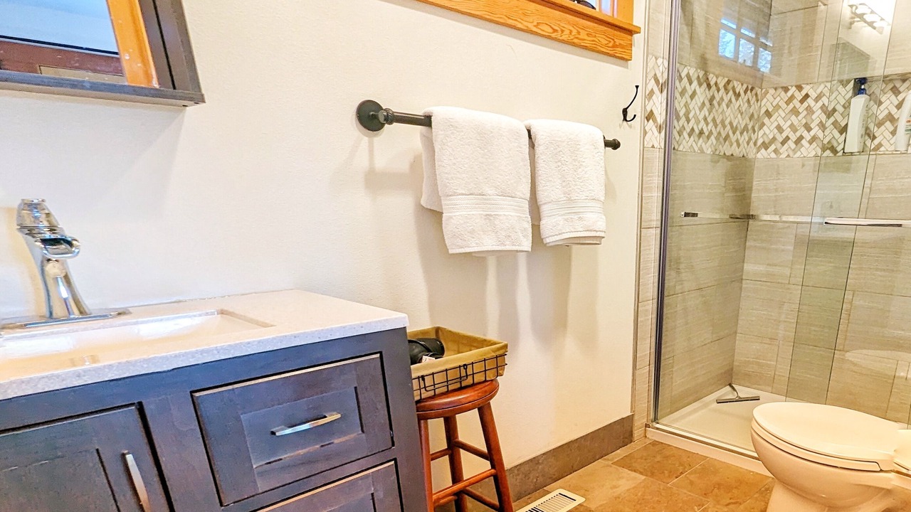 Photo of Bathroom in Leavenworth