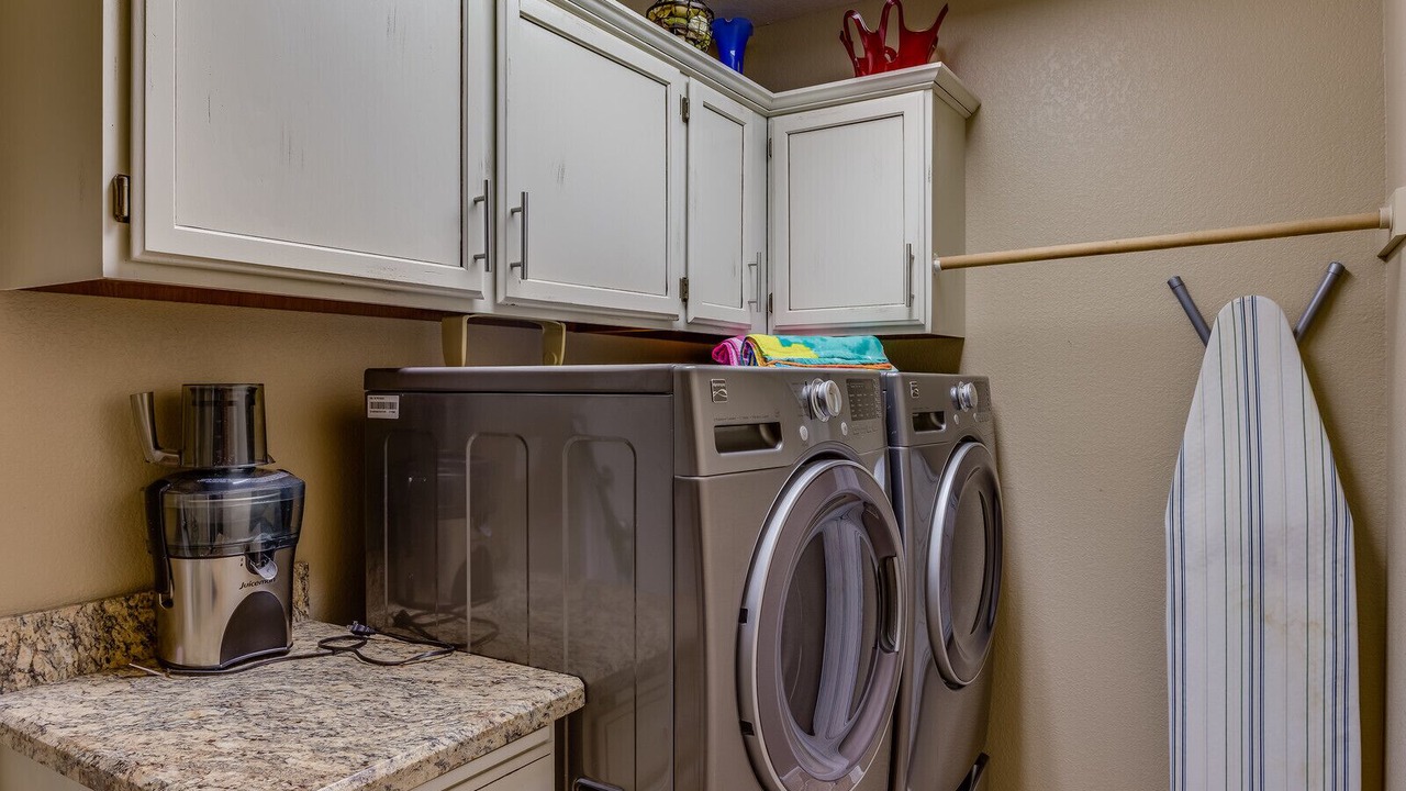 Photo of Bedroom in Paradise Valley Village
