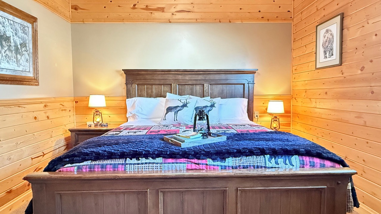 Photo of Bedroom in Island Park