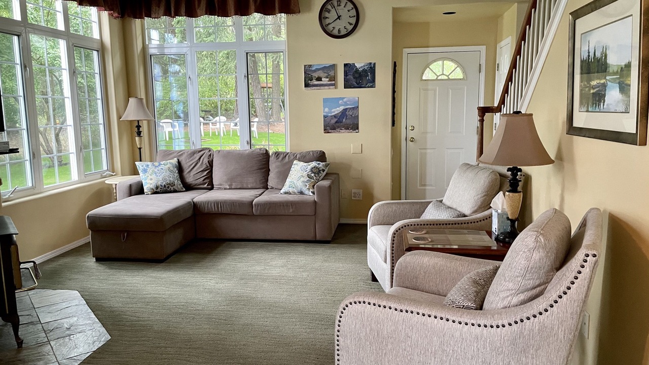 Photo of Livingroom in Harrison