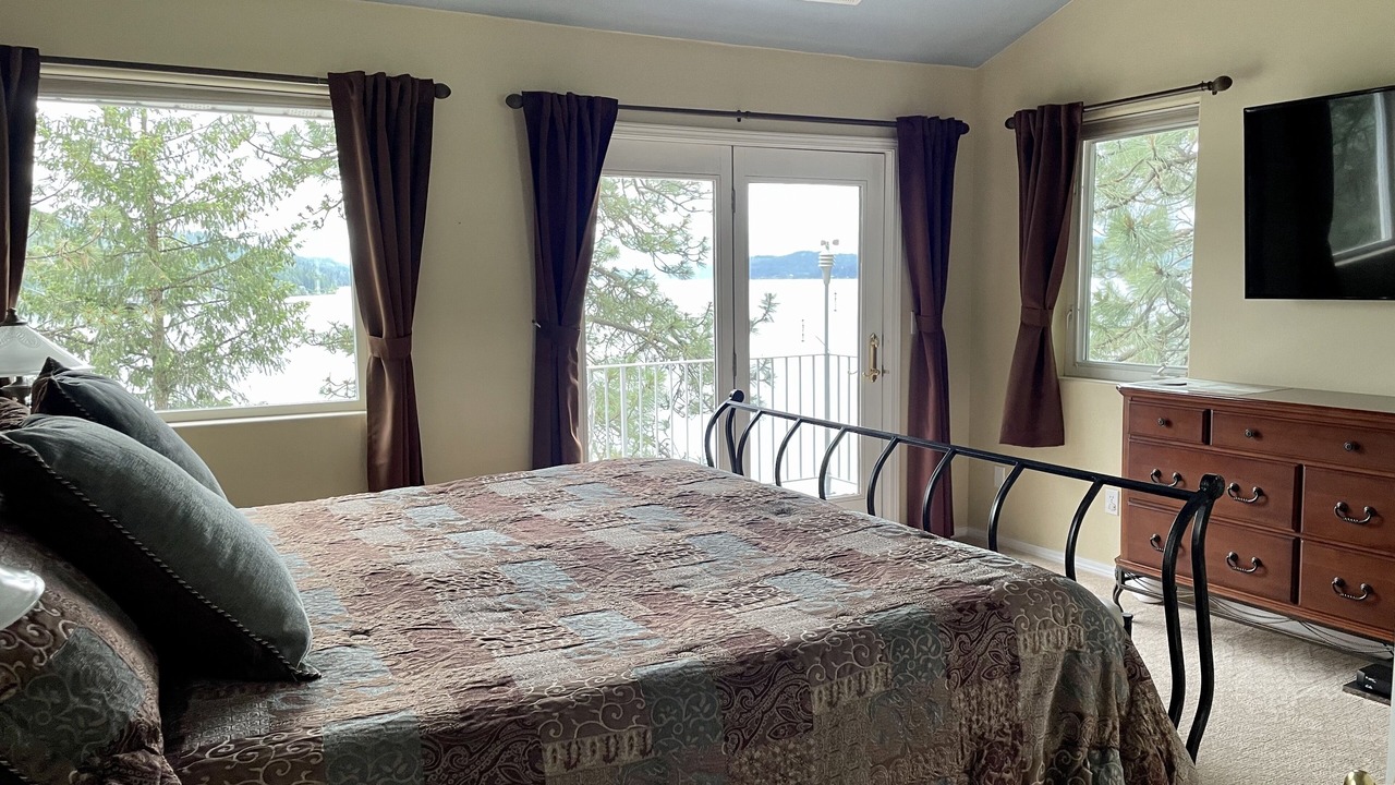 Photo of Bedroom in Harrison