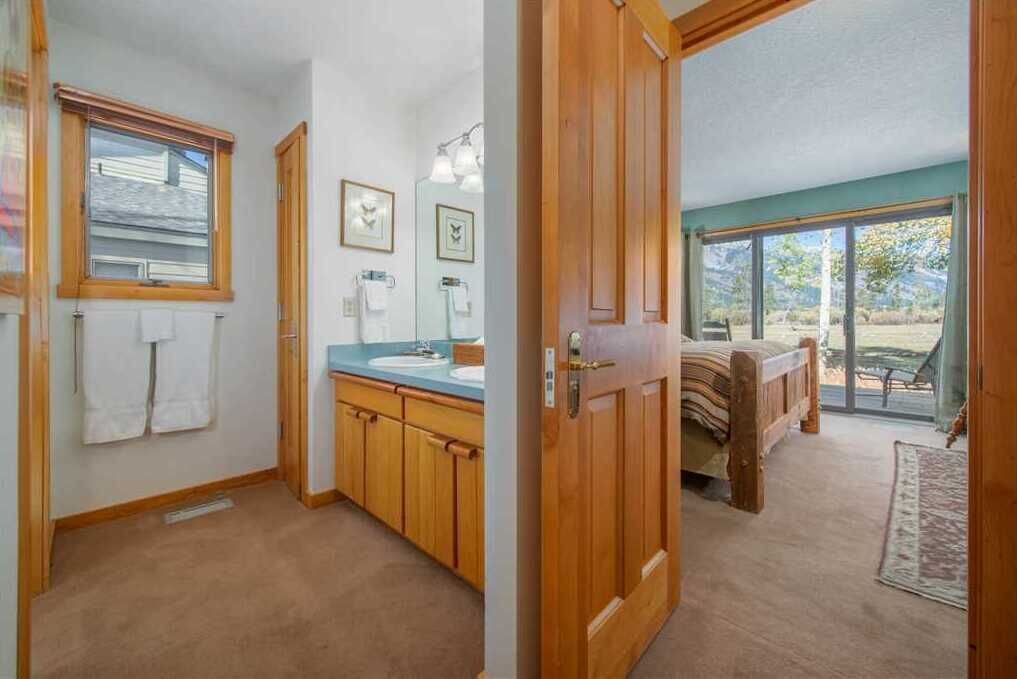 Photo of Bathroom in Moose Wilson Road