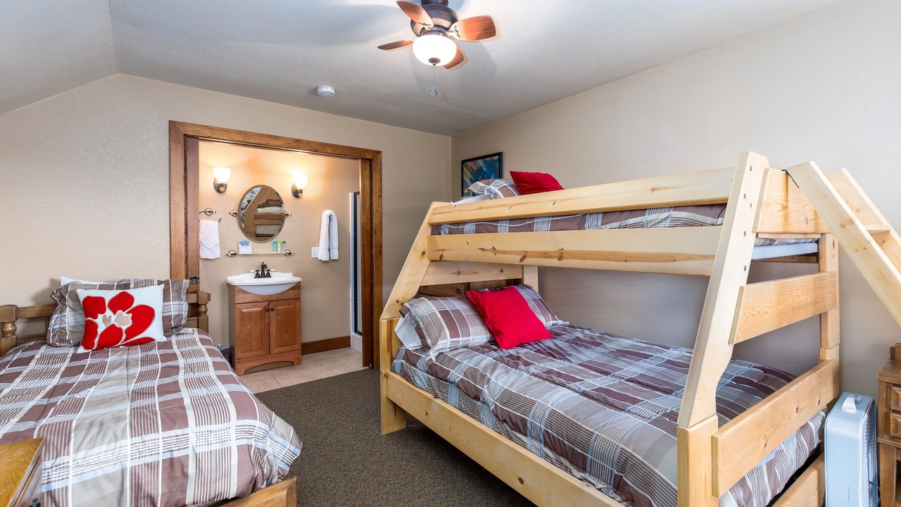 Photo of Bedroom in Park Meadows