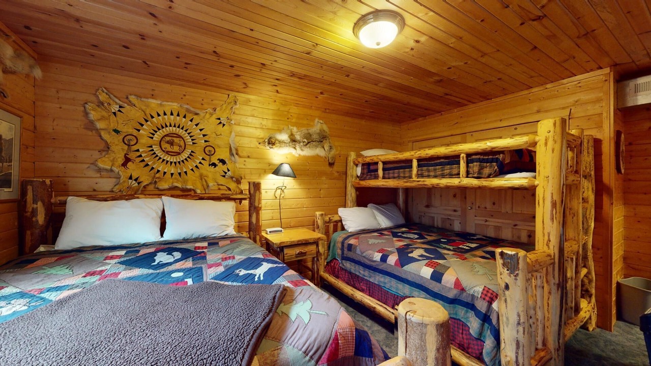 Photo of Bedroom in Island Park