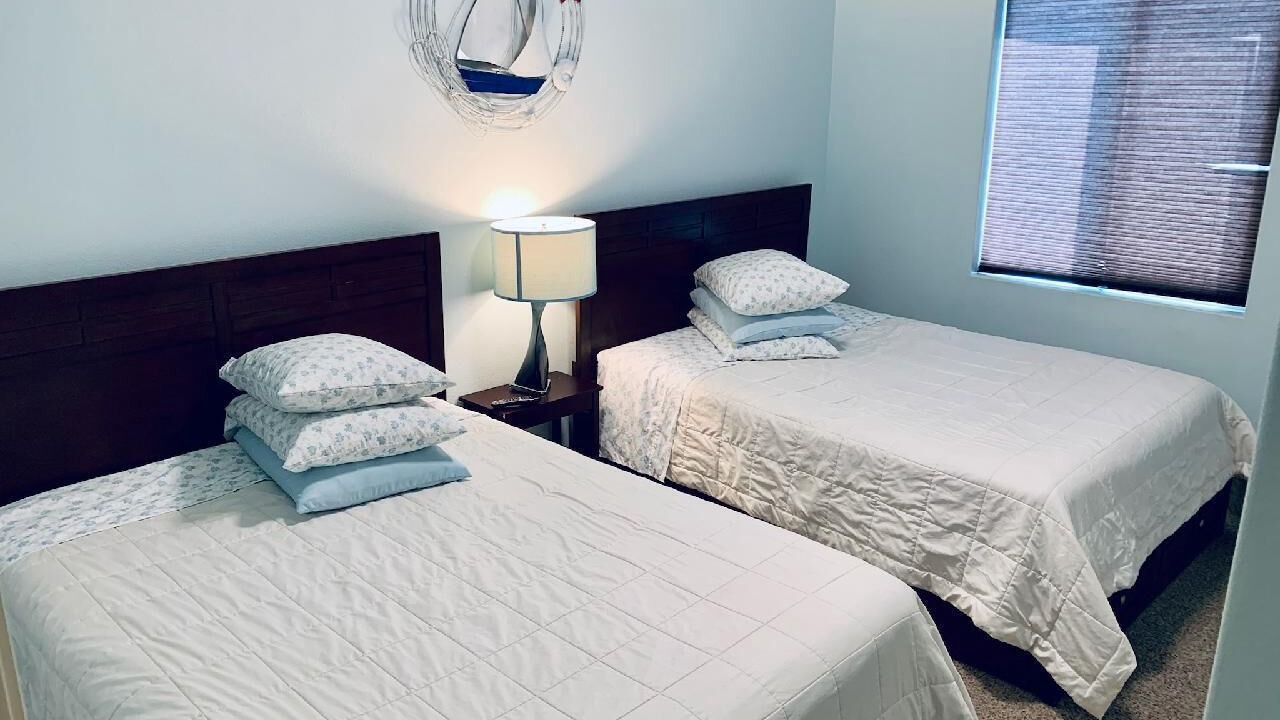 Photo of Bedroom in Lincoln Beach