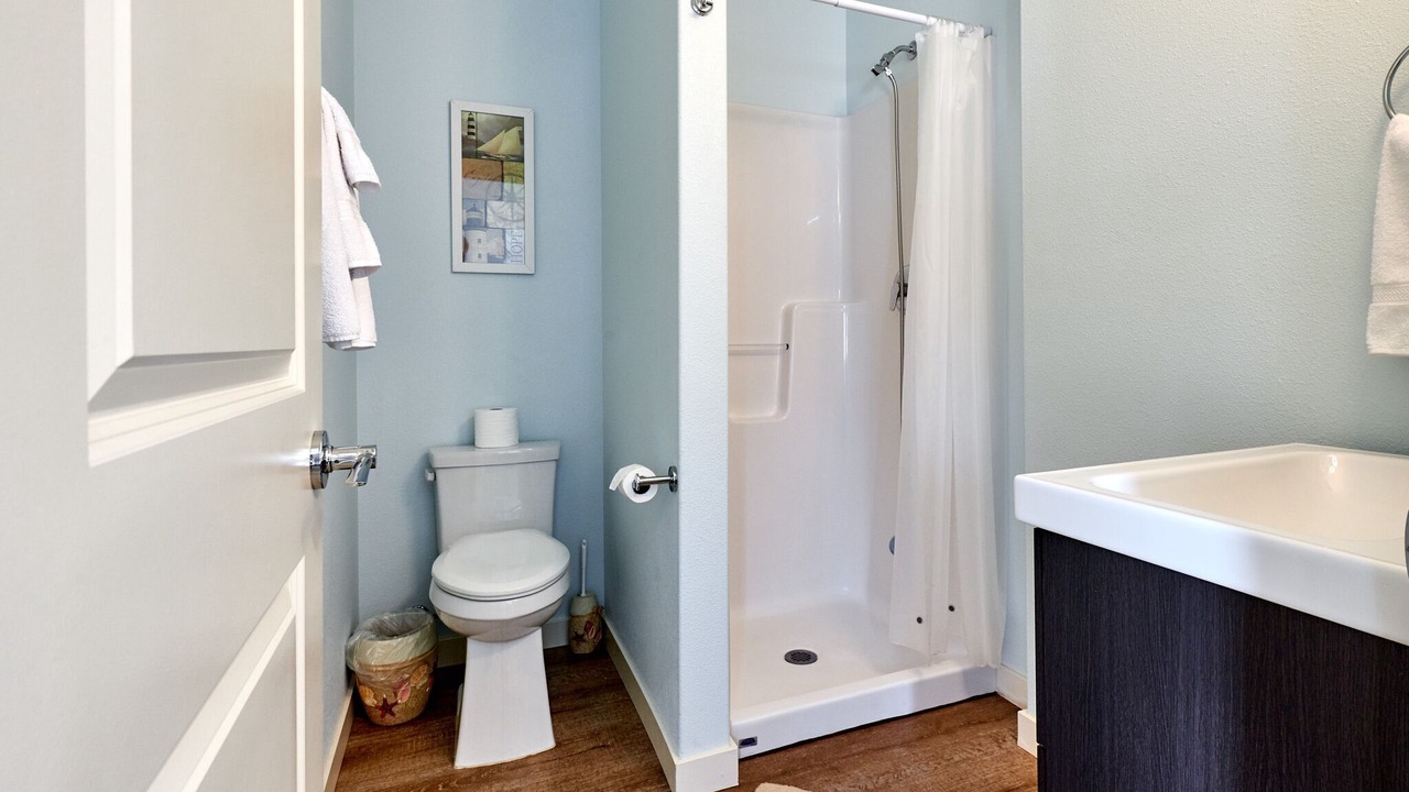 Photo of Bathroom in Lincoln Beach