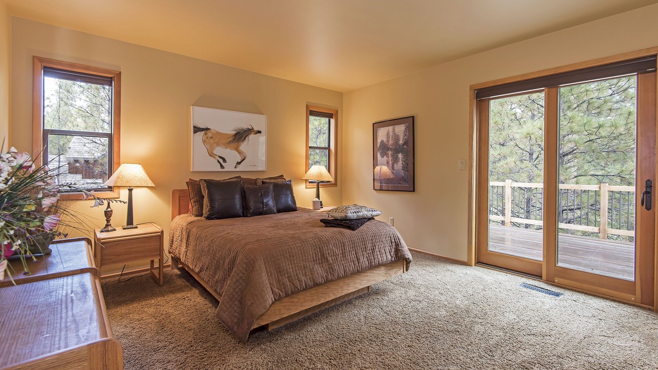 Photo of Bedroom in Black Butte Ranch