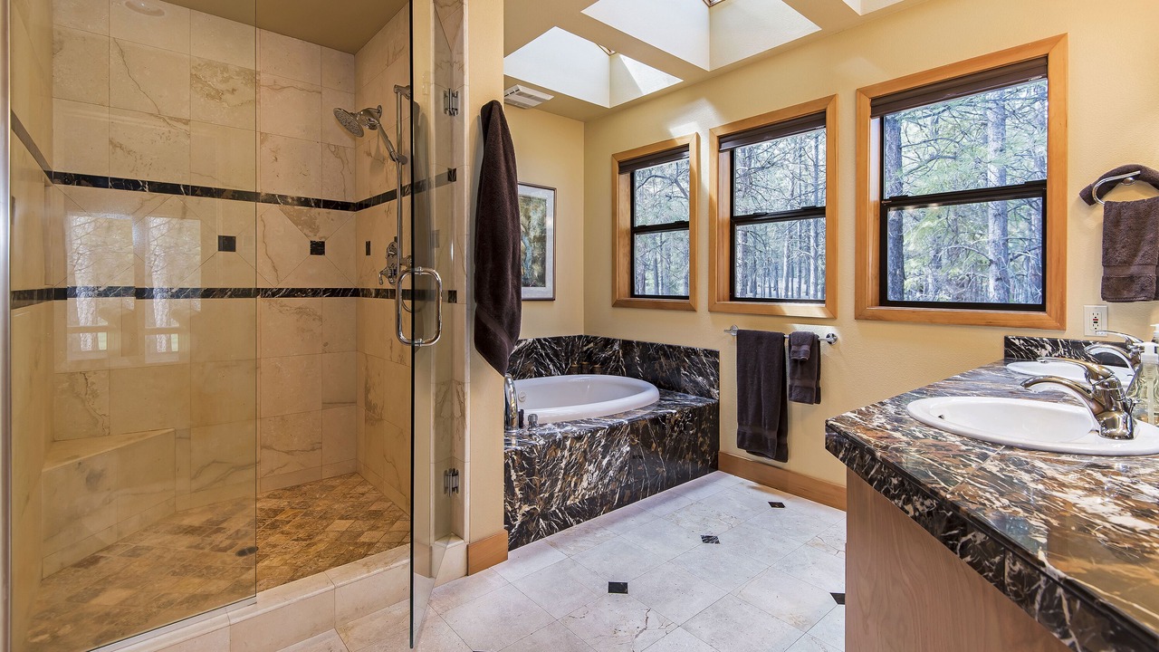 Photo of Bathroom in Black Butte Ranch
