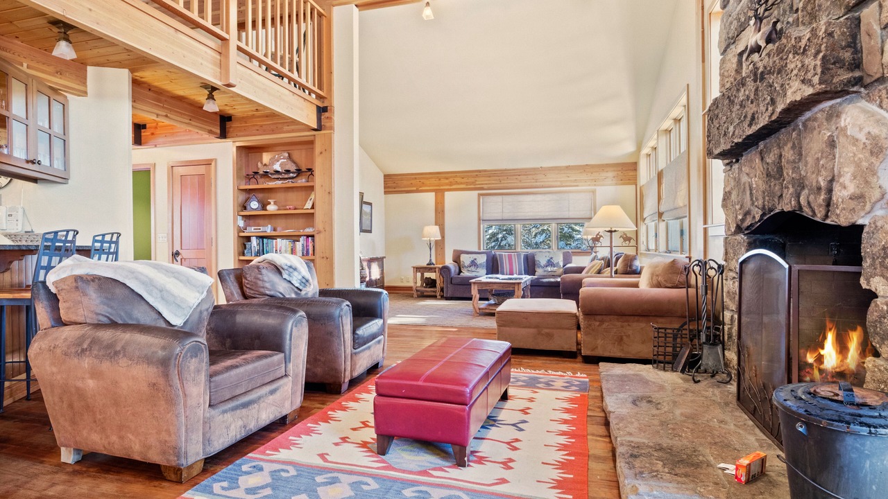 Photo of Livingroom in Teton Village