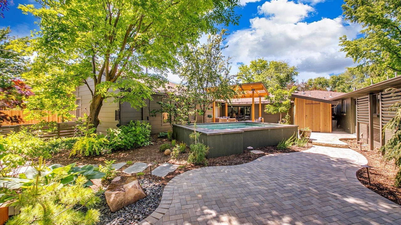 Photo of Outdoor in East End