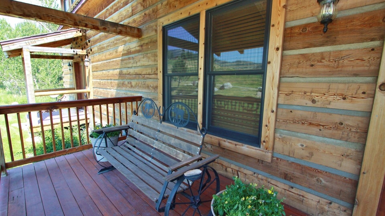 Photo of Outdoor in Emigrant