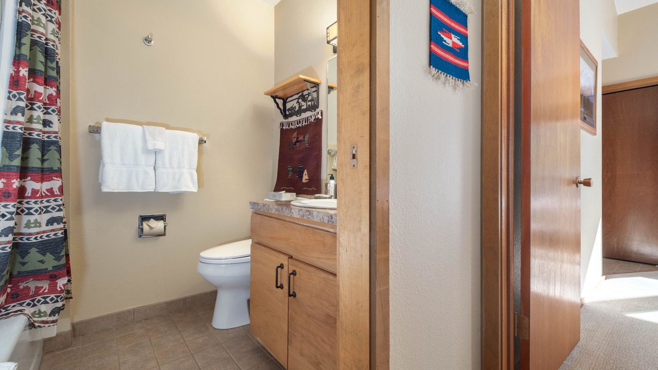 Photo of Bathroom in Moose Wilson Road