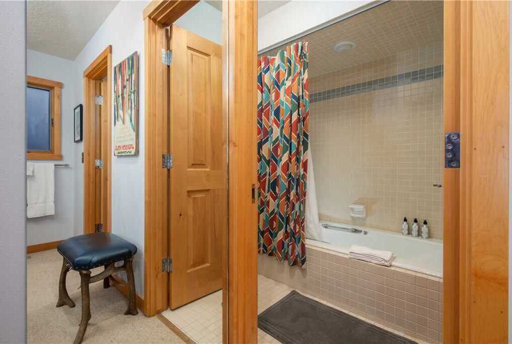 Photo of Bathroom in Moose Wilson Road