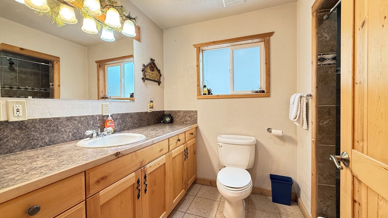 Photo of Bathroom in Island Park