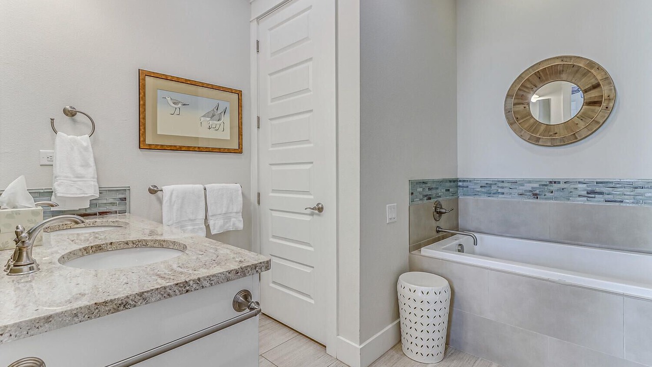 Photo of Bathroom in Cinnamon Shore