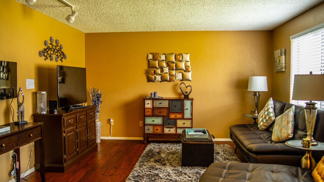 Photo of Livingroom in Eagle
