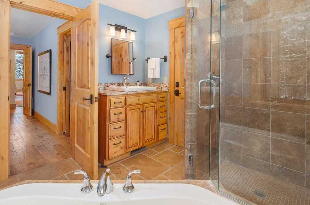 Photo of Bathroom in Moose Wilson Road