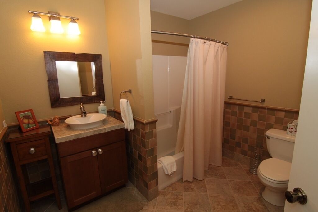 Photo of Bathroom in Downtown Leavenworth