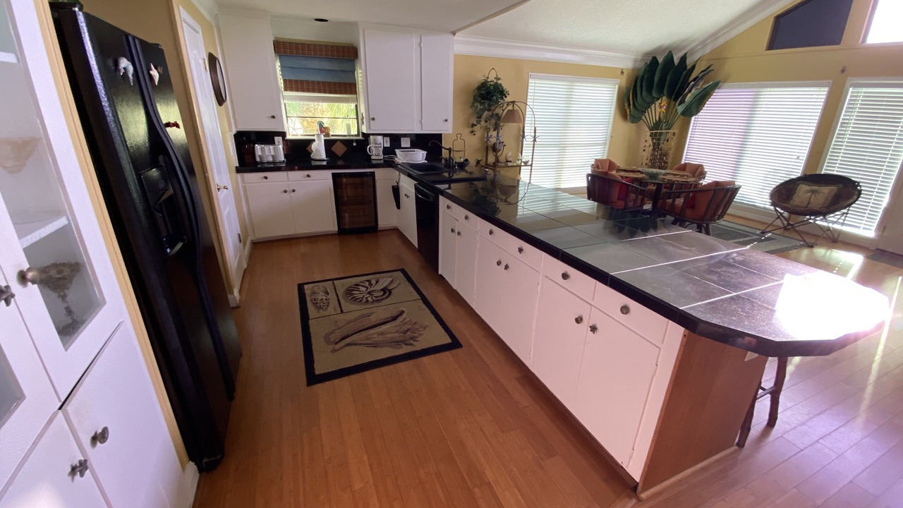 Photo of Kitchen in Jamaica Beach