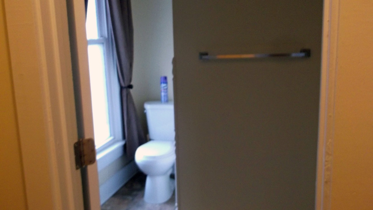 Photo of Bathroom in Babe Denny