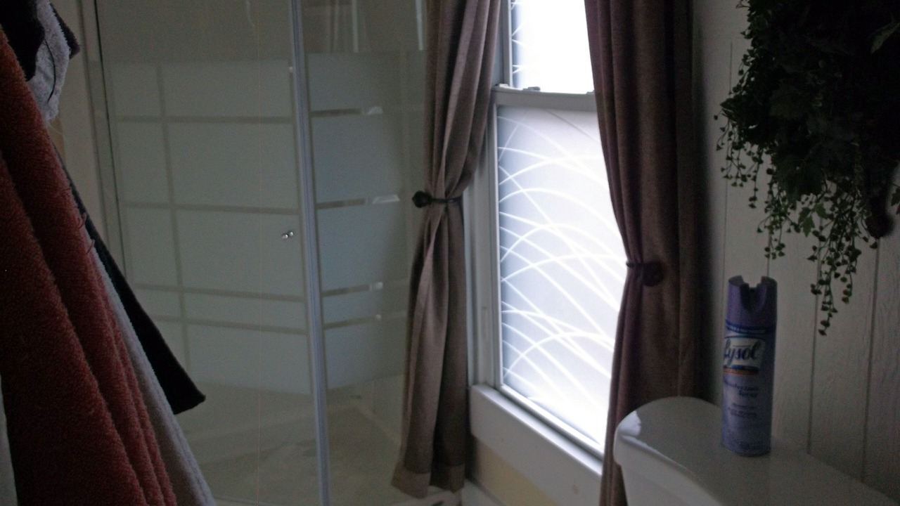 Photo of Bathroom in Babe Denny