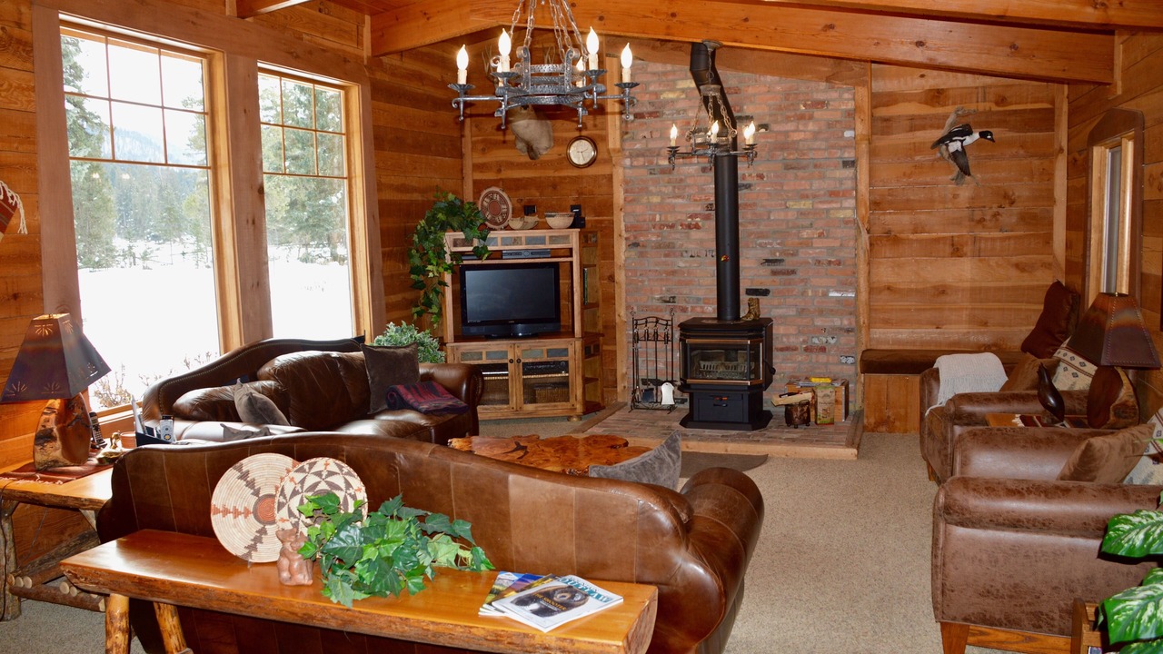 Photo of Bedroom in Gallatin Gateway