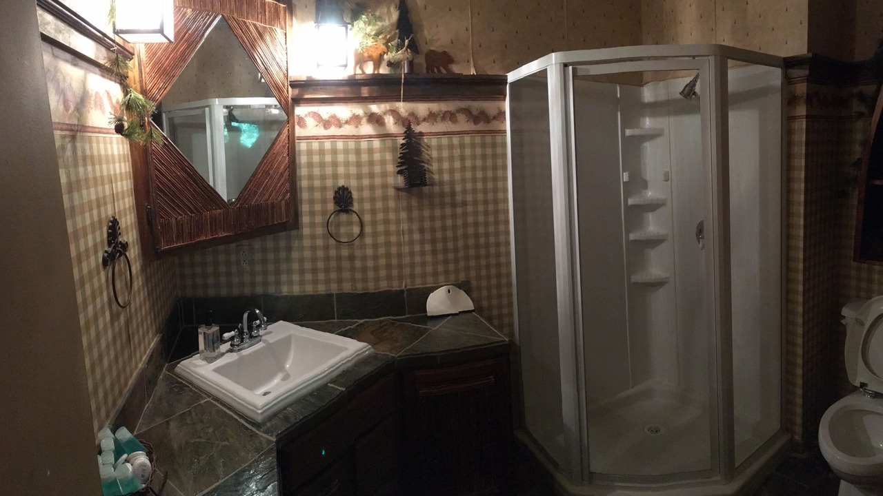 Photo of Bathroom in Gore