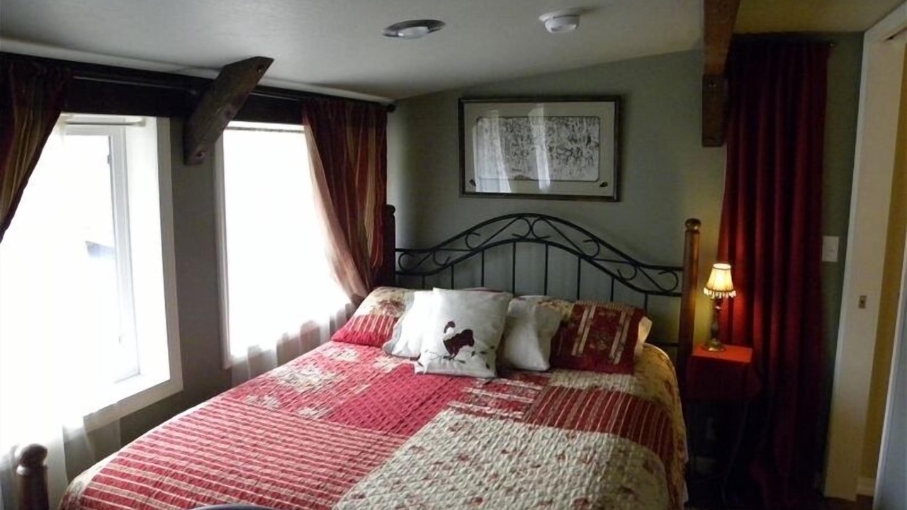 Photo of Bedroom in Gardiner