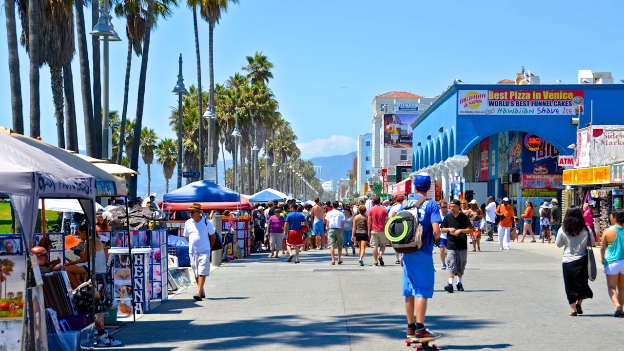 Photo of Others in Del Rey