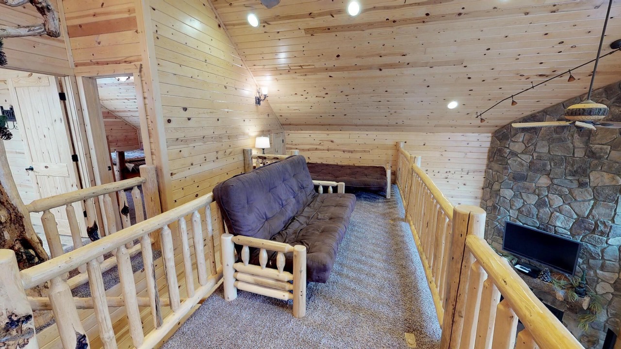 Photo of Livingroom in Island Park