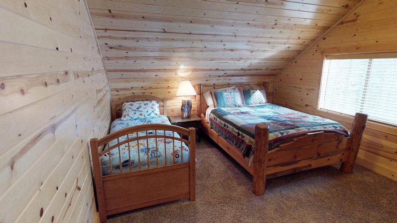 Photo of Bedroom in Island Park