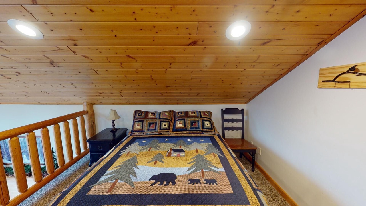 Photo of Bedroom in Island Park