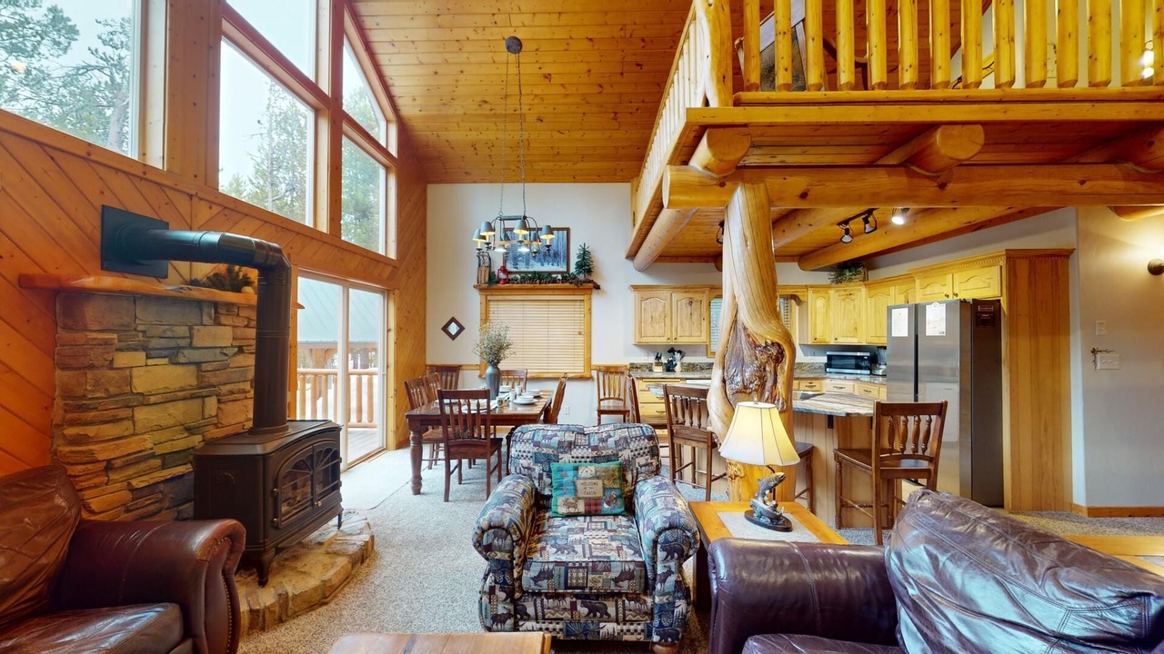 Photo of Bedroom in Island Park