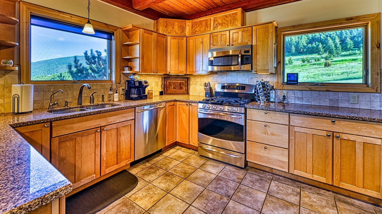 Photo of Kitchen in Wineglass