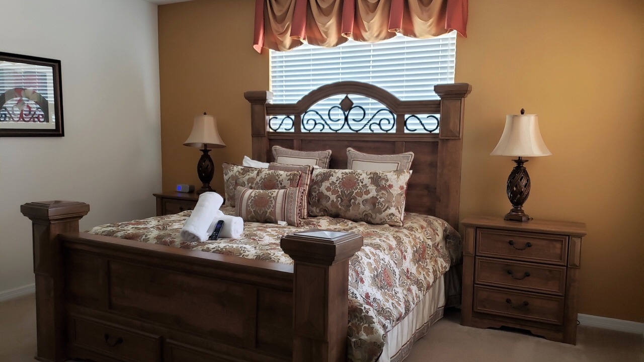 Photo of Bedroom in Watersong