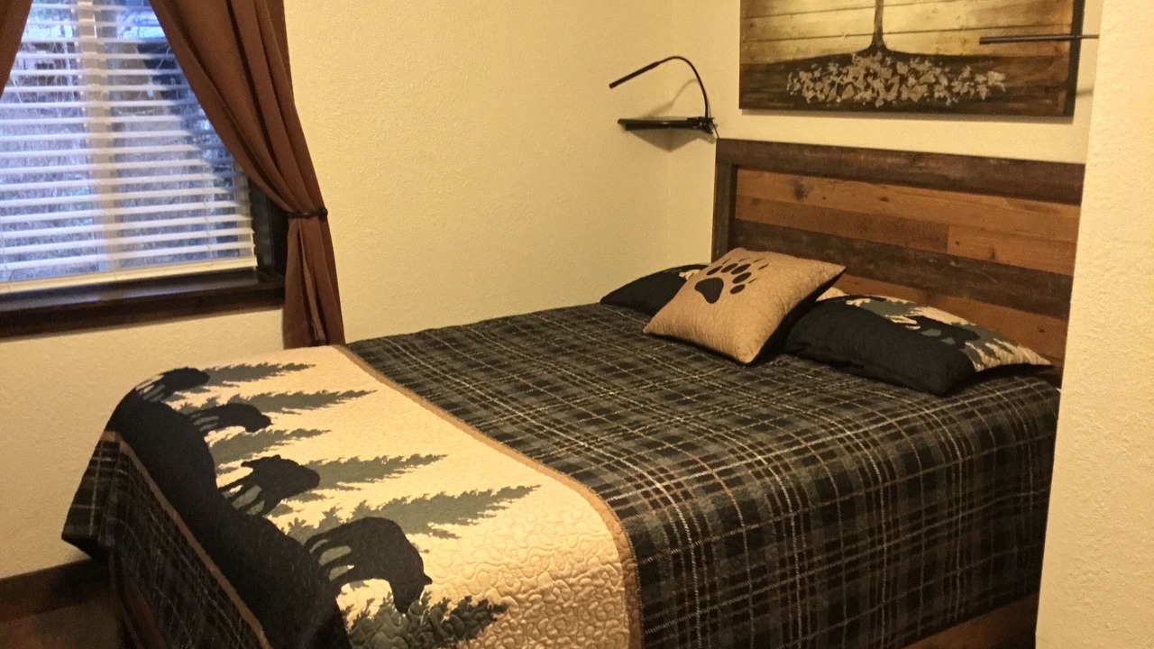 Photo of Bedroom in Hayden