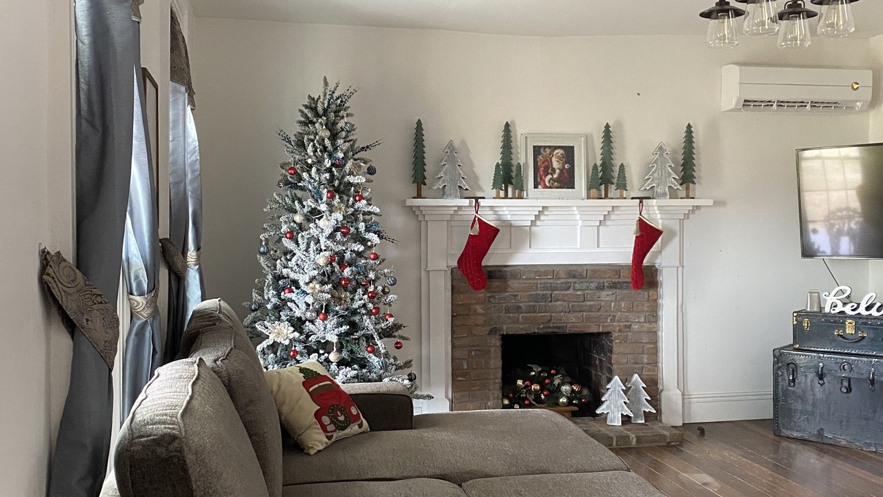 Photo of Livingroom in Drake