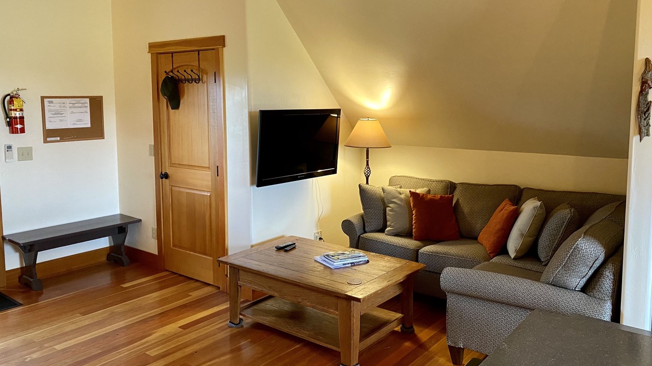Photo of Livingroom in Columbia Falls