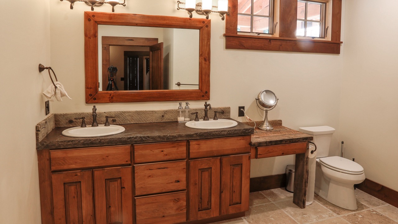 Photo of Bathroom in Cooke City-Silver Gate