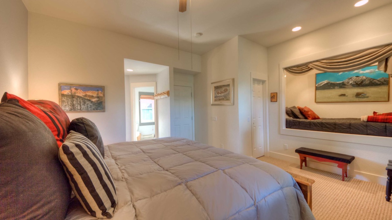 Photo of Bedroom in Saddle Ridge