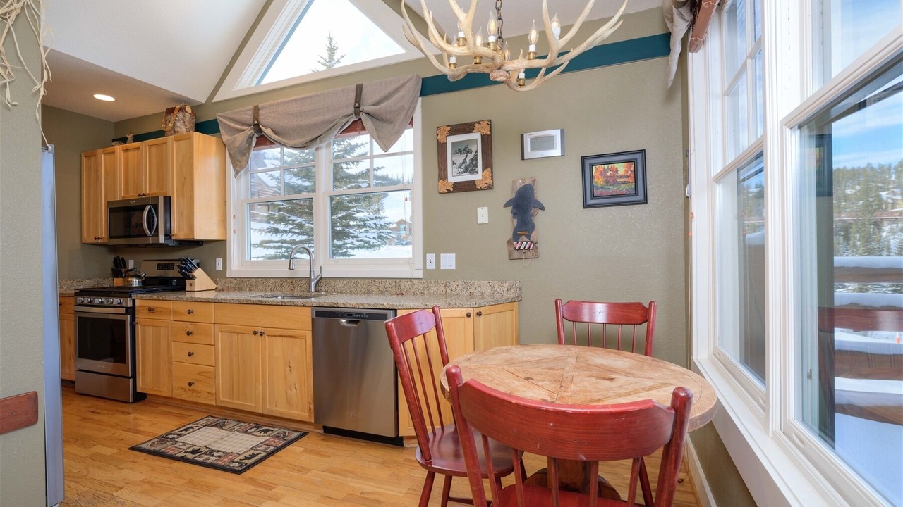 Photo of Kitchen in Saddle Ridge