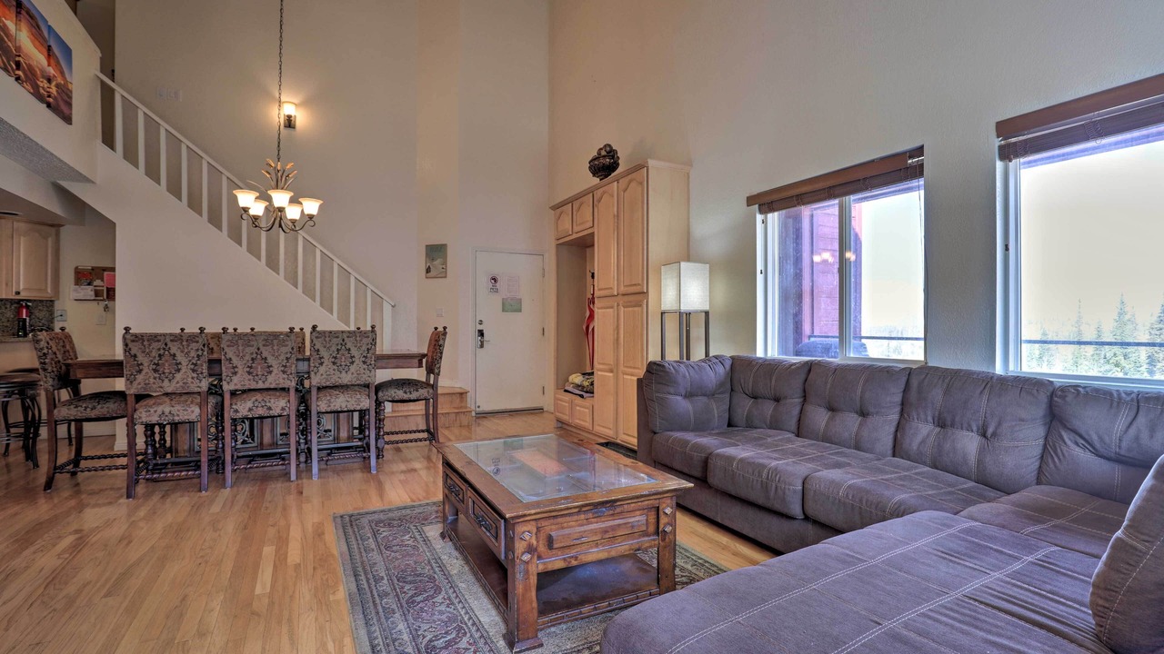 Photo of Livingroom in Brian Head