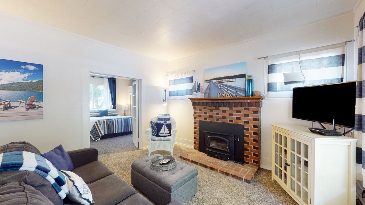 Photo of Livingroom in Harrison
