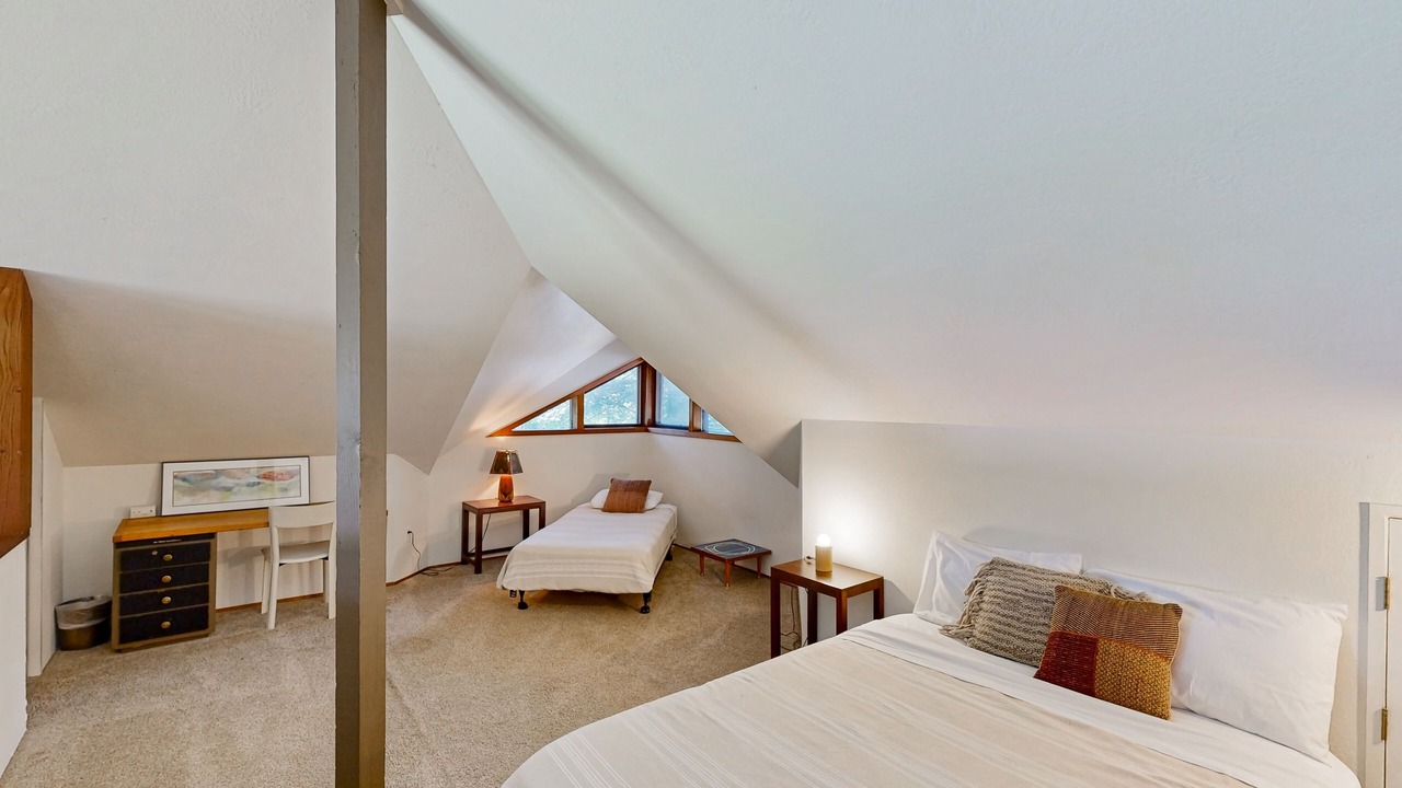 Photo of Bedroom in Sandpoint