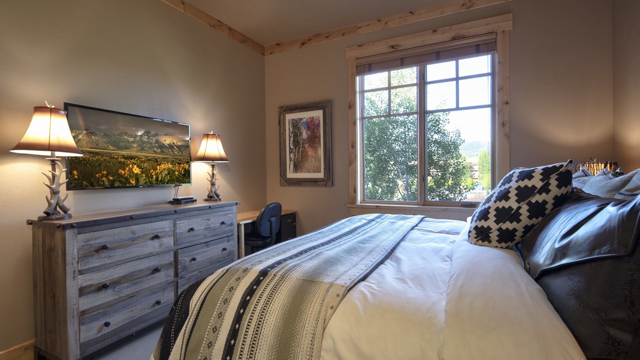 Photo of Bedroom in Victor