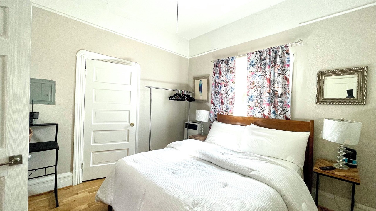 Photo of Bedroom in Wilshire