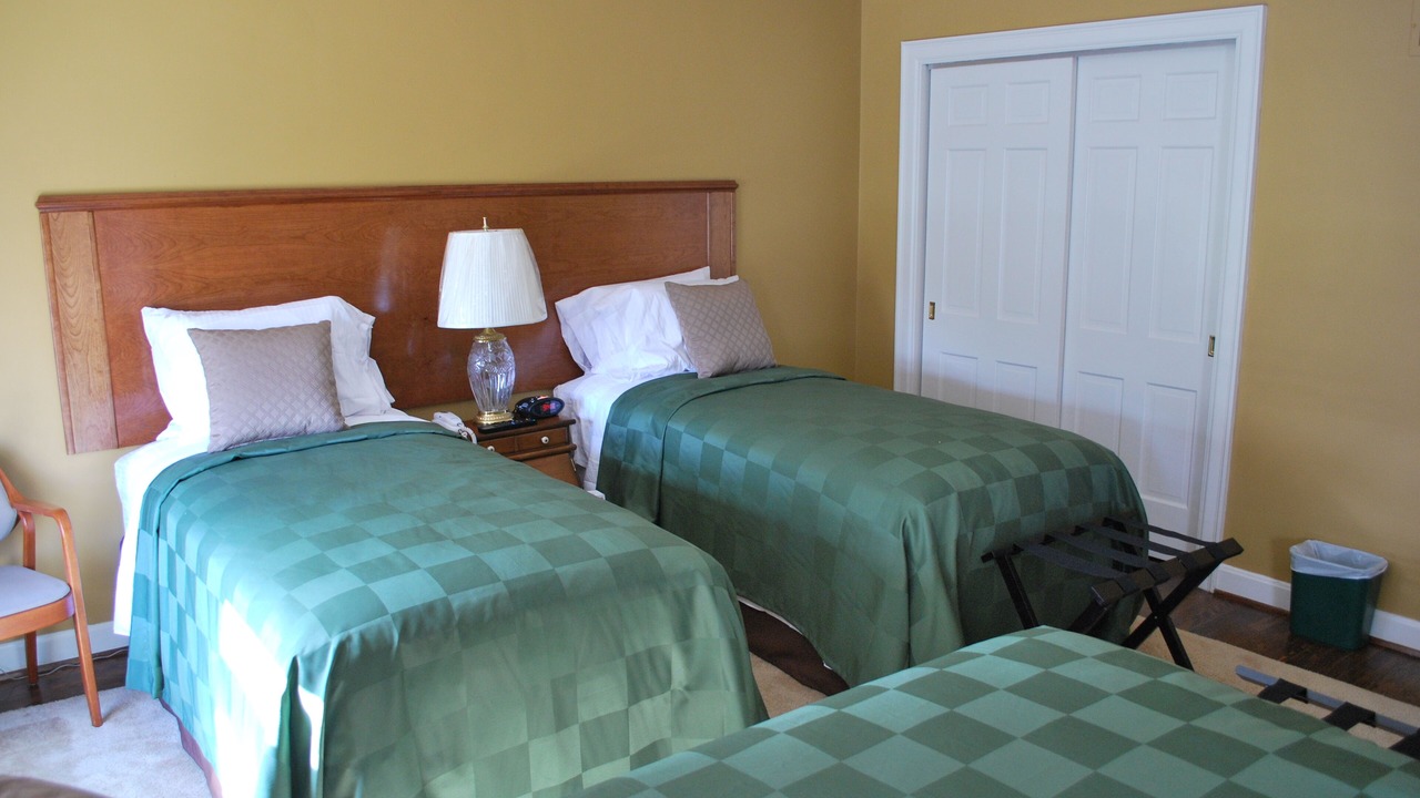 Photo of Bedroom in Hubbard