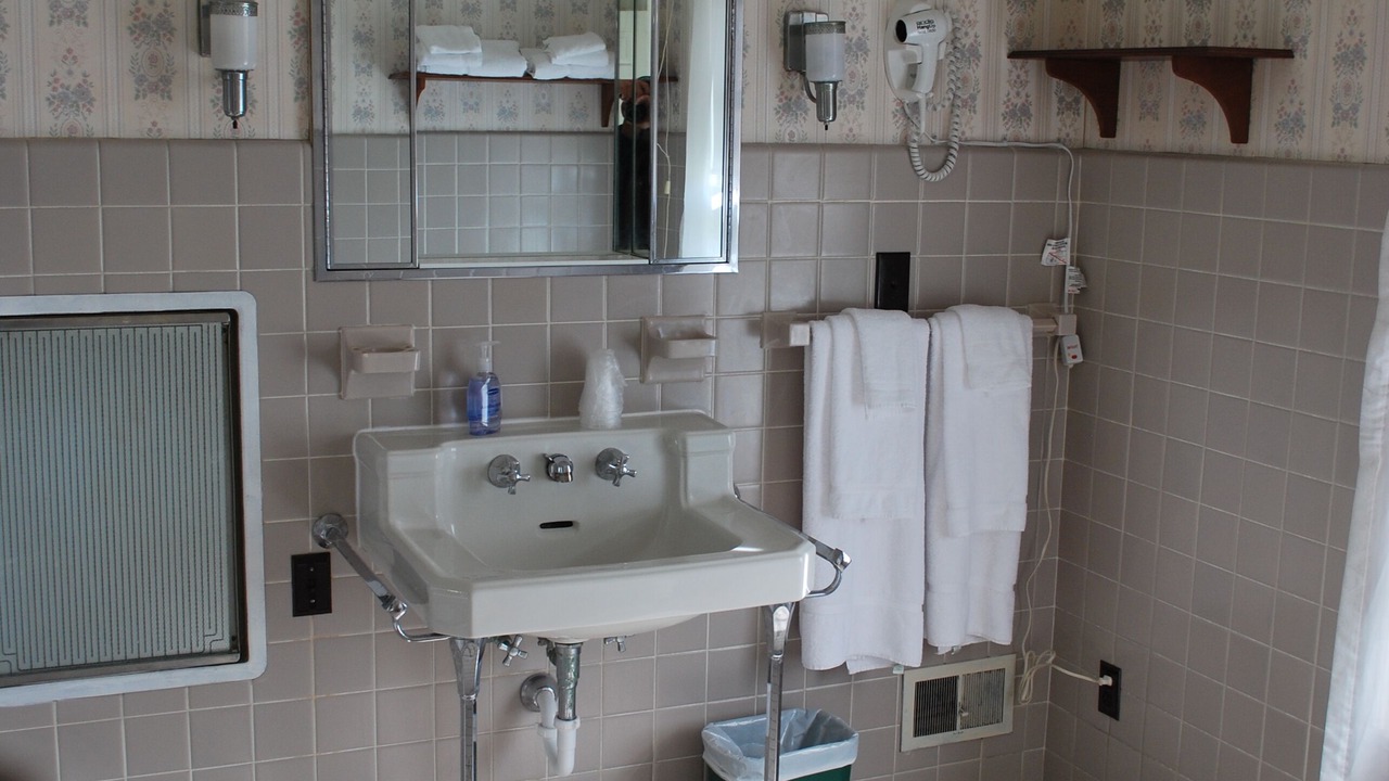 Photo of Bathroom in Hubbard